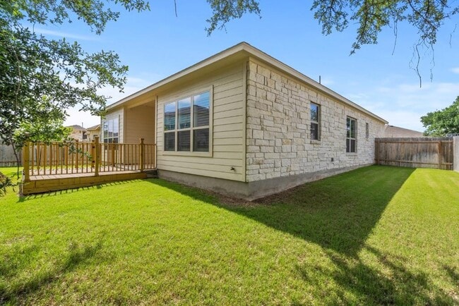 Building Photo - 3805 Wales Ct