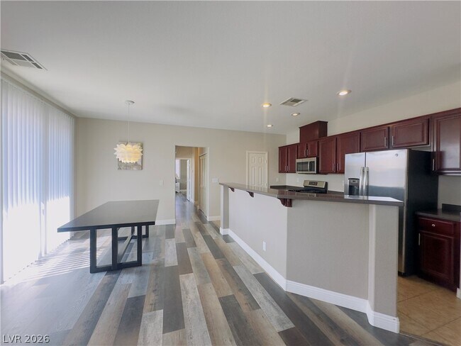Building Photo - 6255 W Arby Ave