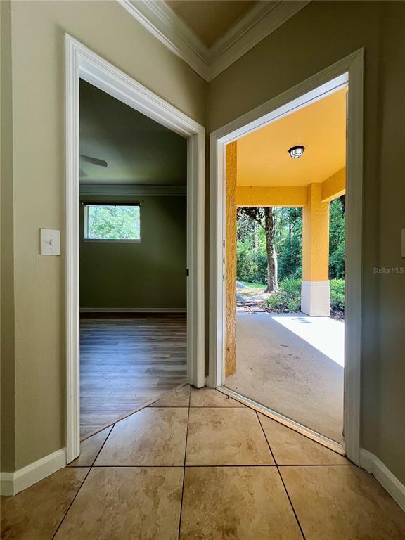 Building Photo - 8818 Villa View Cir