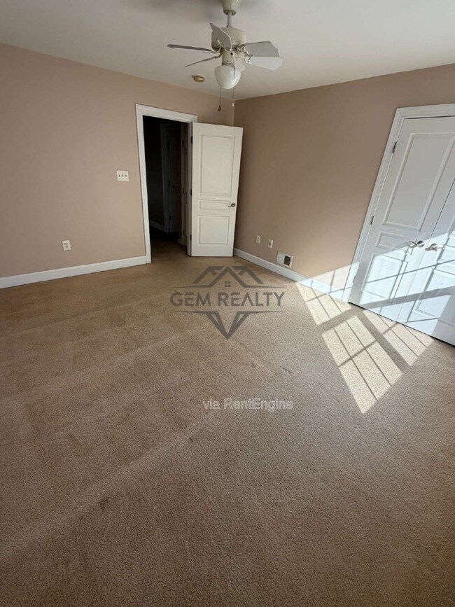 Building Photo - 3675 Expedition Dr