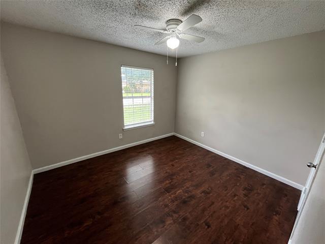Building Photo - 9315 Prairie Oak Dr