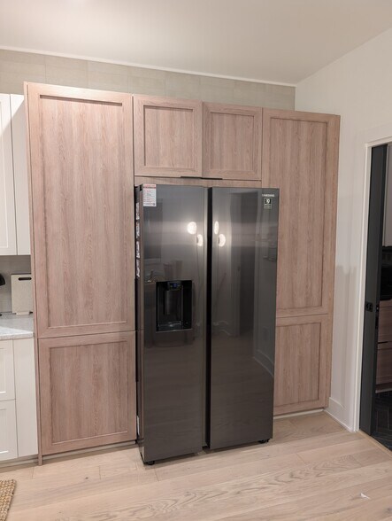 Building Photo - 409 Walnut Ave