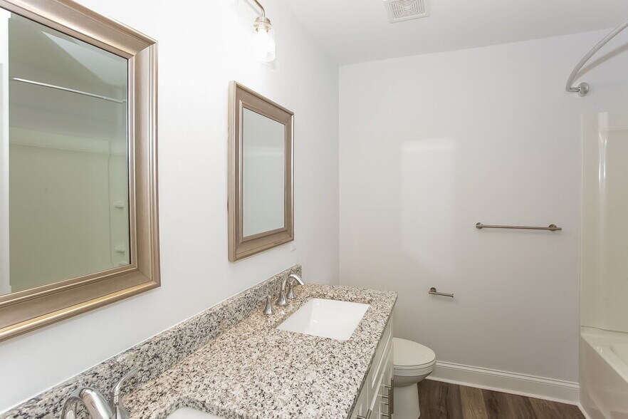 Building Photo - 519 Granby Cir