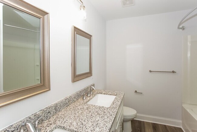 Building Photo - 519 Granby Cir