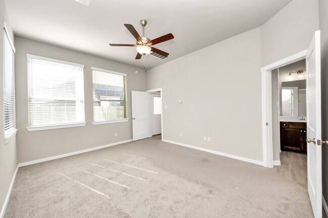 Building Photo - 17409 Turtleweed Ln