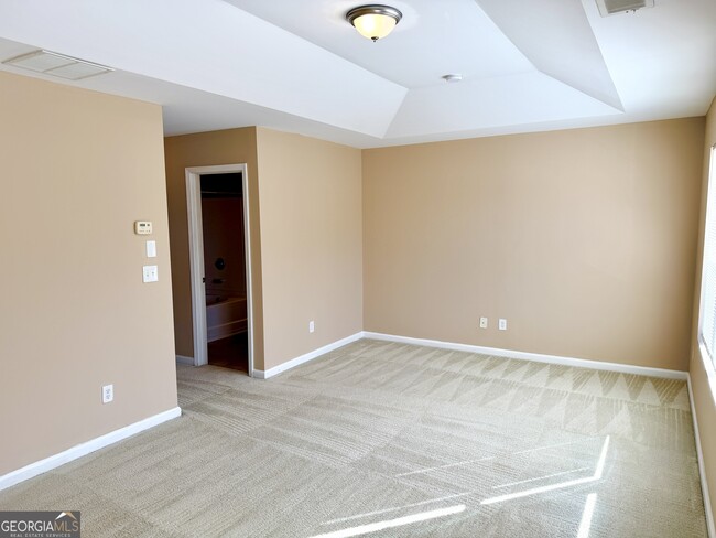 Building Photo - 2390 Camden Oak Way