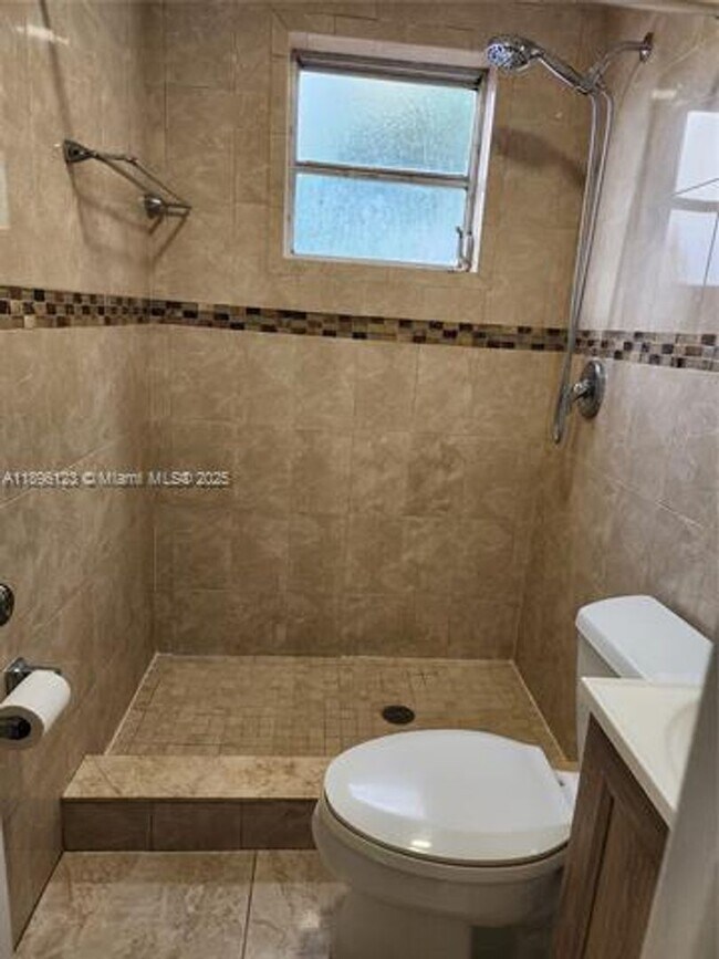 Building Photo - 74 E 17th St