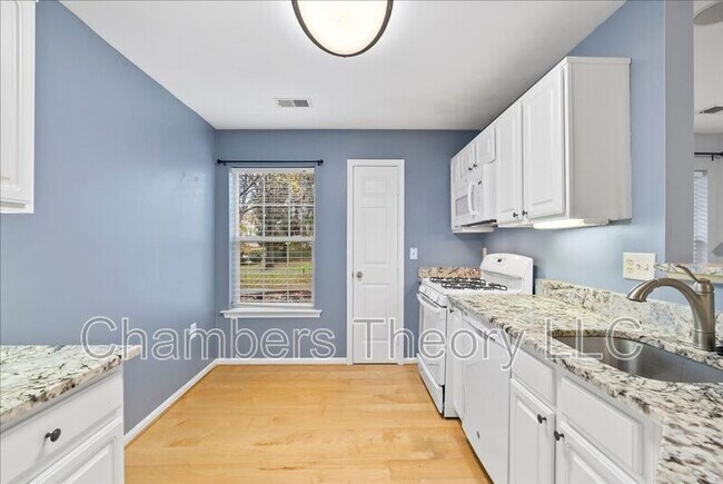 Building Photo - 11405 Windleaf Ct