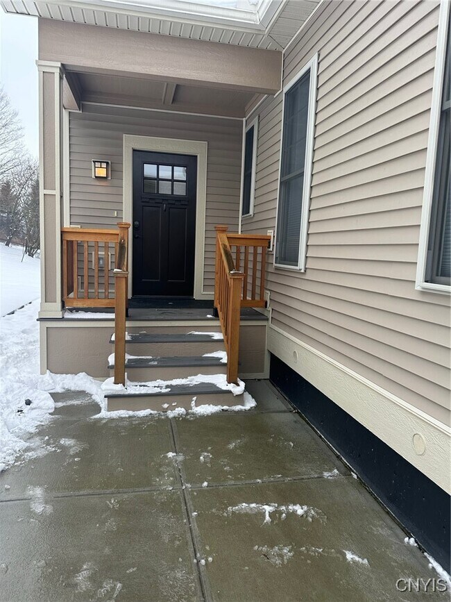 Building Photo - 3817 Gully Rd