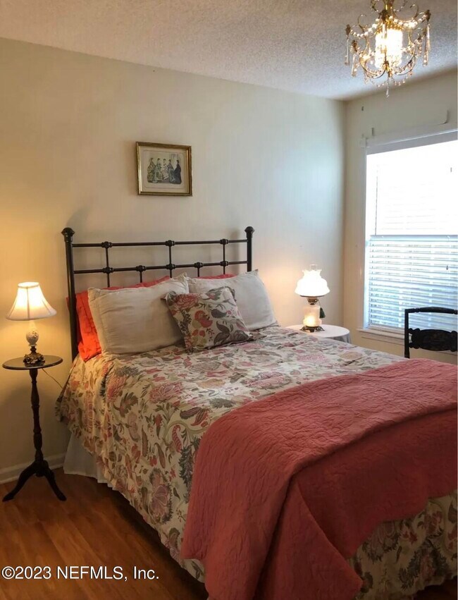 Building Photo - 1523 Blue Heron Ct