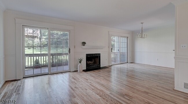 Building Photo - 326 Araneo Dr
