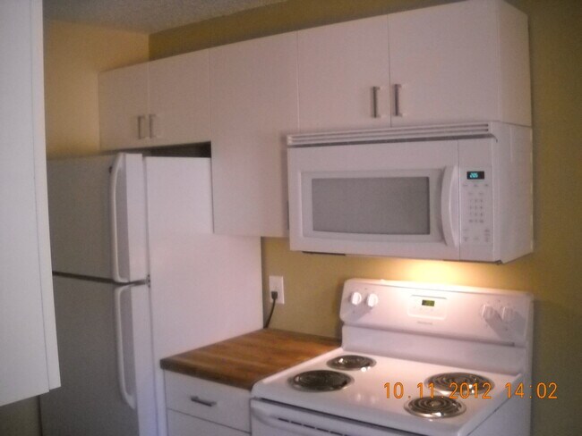 Building Photo - One Bedroom in Wimbledon!