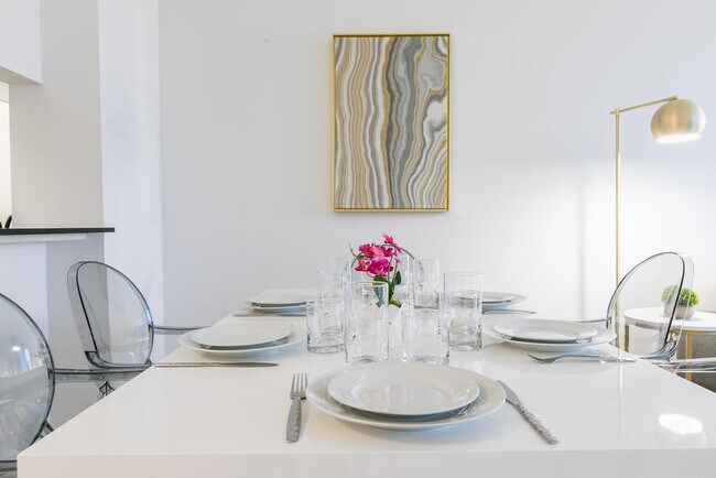 Building Photo - 7 E 91st St