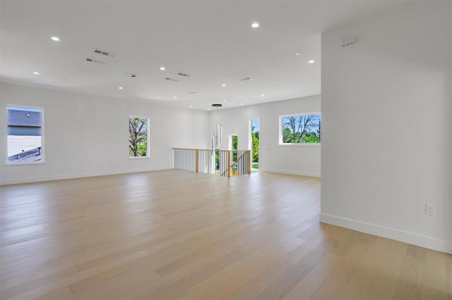 Building Photo - 3813 Cortez Dr
