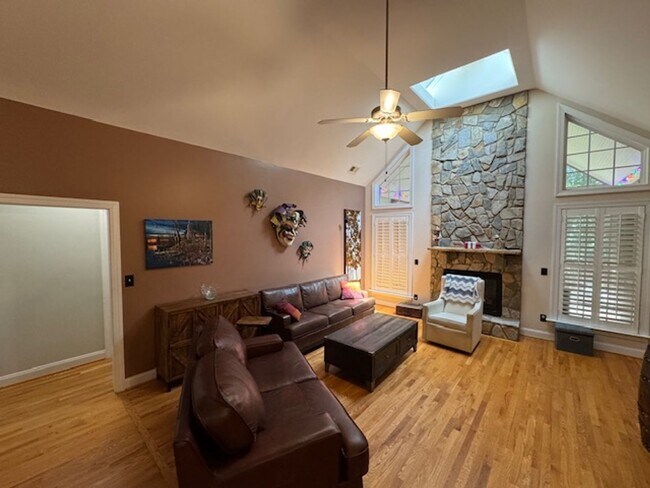 Building Photo - Charming 3-Bedroom Retreat in Wake Forest