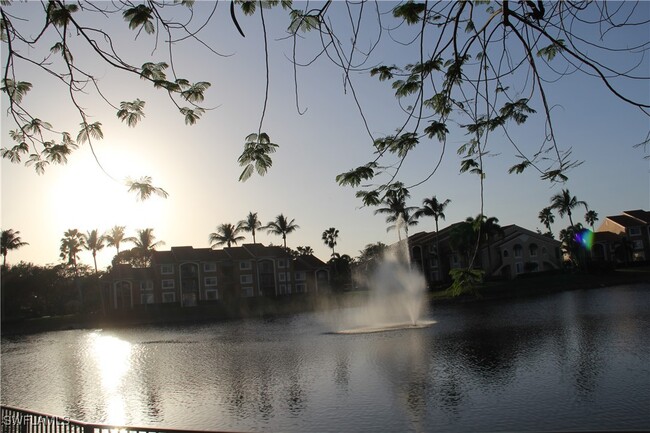 Building Photo - 1265 Wildwood Lakes Blvd