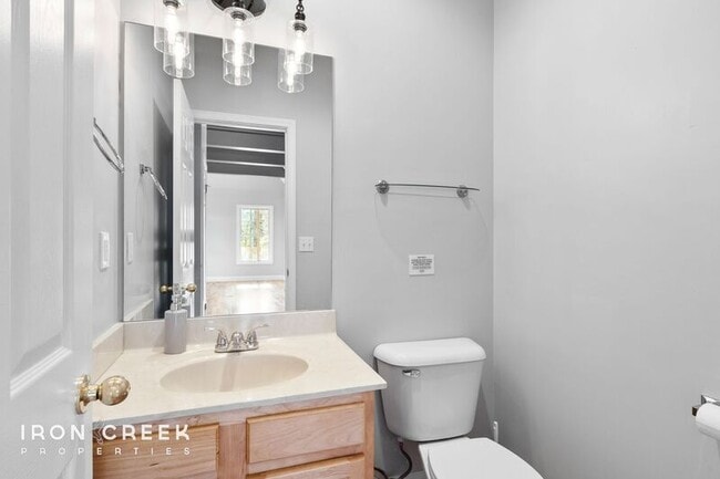 Building Photo - 5 Rocky Frk Rd