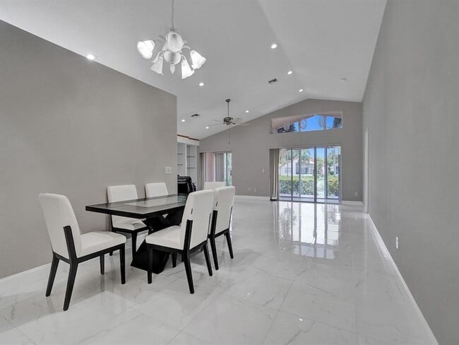 Building Photo - 22845 Barrister Dr