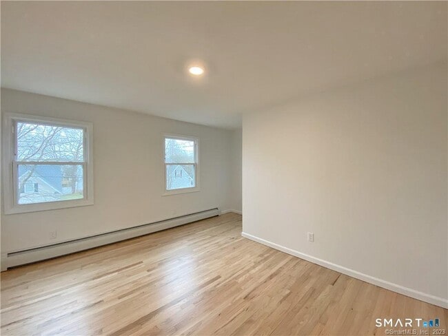 Building Photo - 56 Taylor Pl