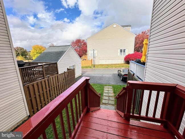 Building Photo - 1802 Wheyfield Dr