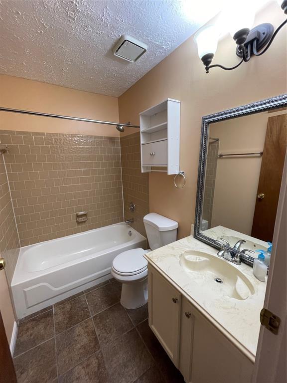 Building Photo - 17315 Saturn Ln