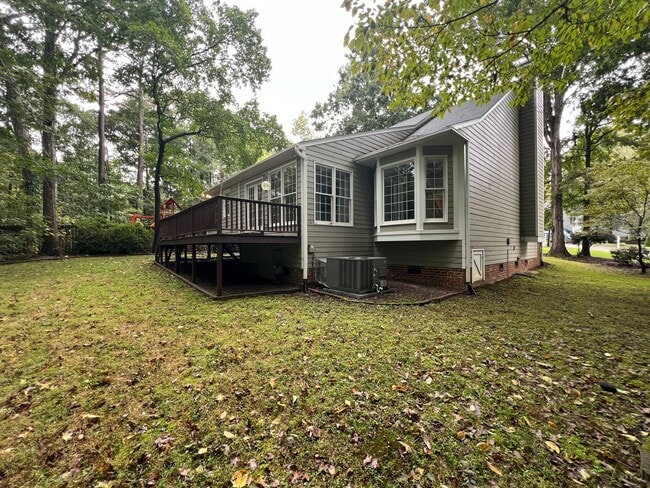 Building Photo - 4 Bedroom 2.5 Bathroom House for rent in Cary NC