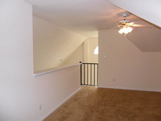 Building Photo - 3003 Whisper Oaks Ln