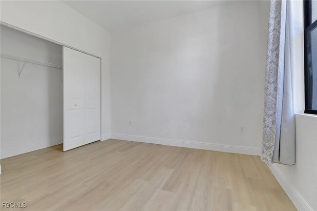 Building Photo - 3807 27th St SW