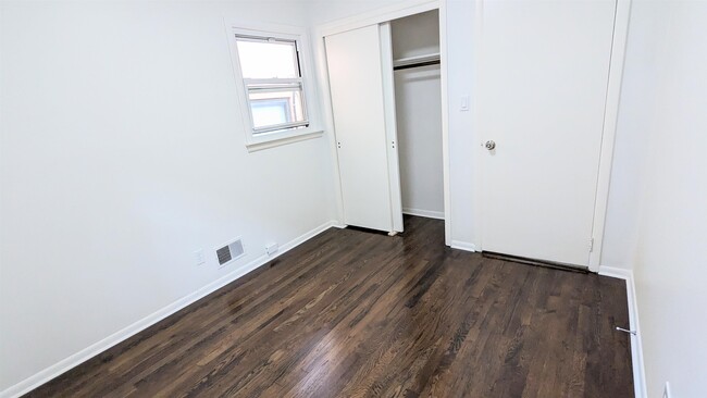 Building Photo - 20 Bentley Ave