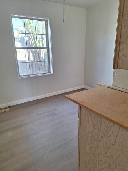 Building Photo - 4639 N 3rd Ave