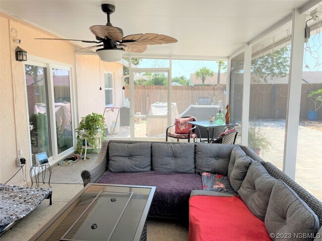 Building Photo - 802 Egret Ct