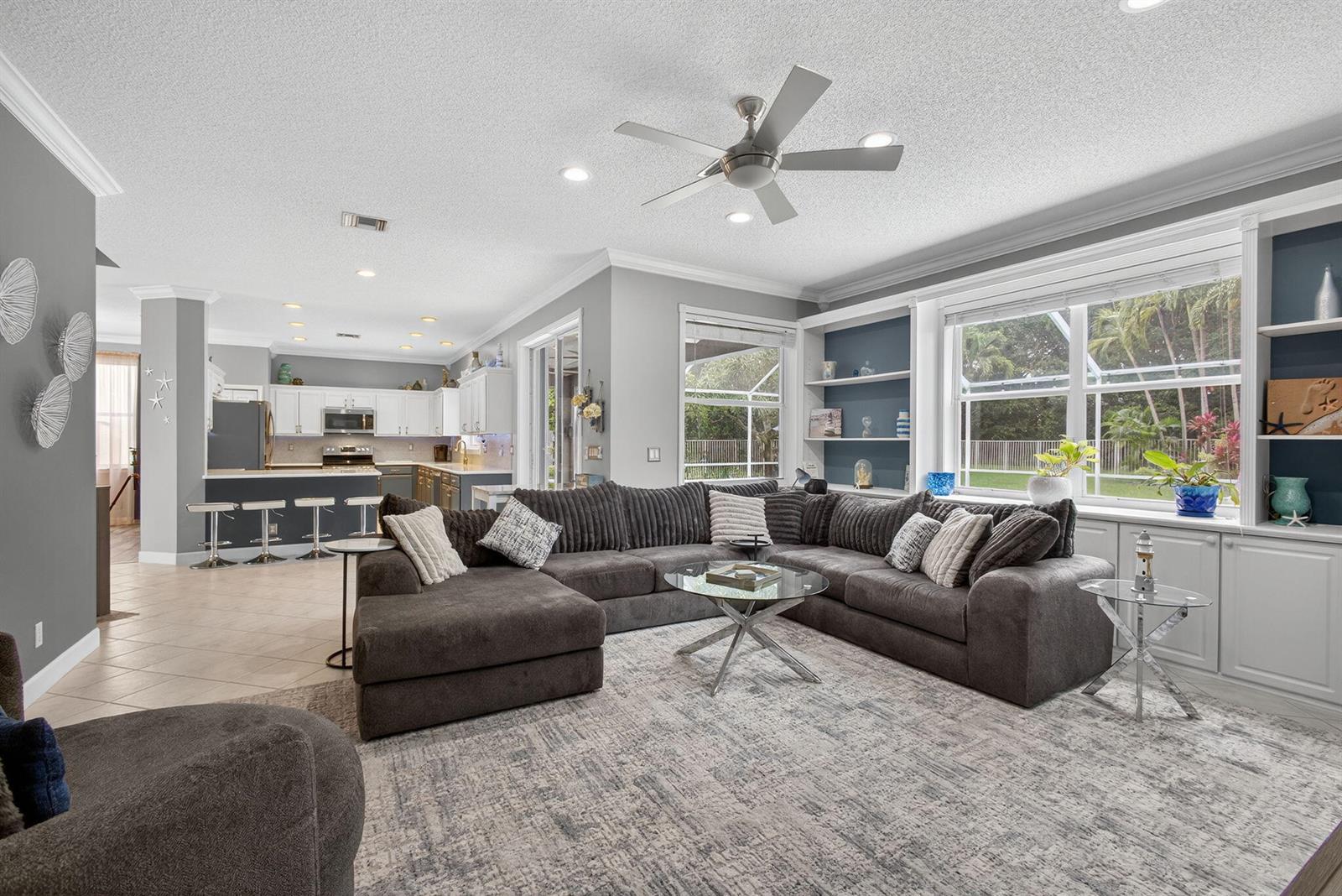 Building Photo - 3738 Old Lighthouse Cir
