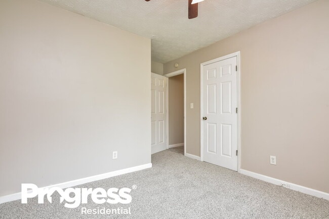 Building Photo - 1260 Halter Ln