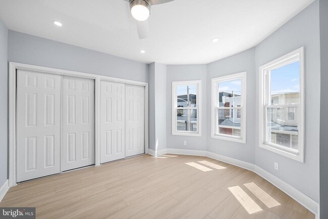 Building Photo - 56 N Yewdall St