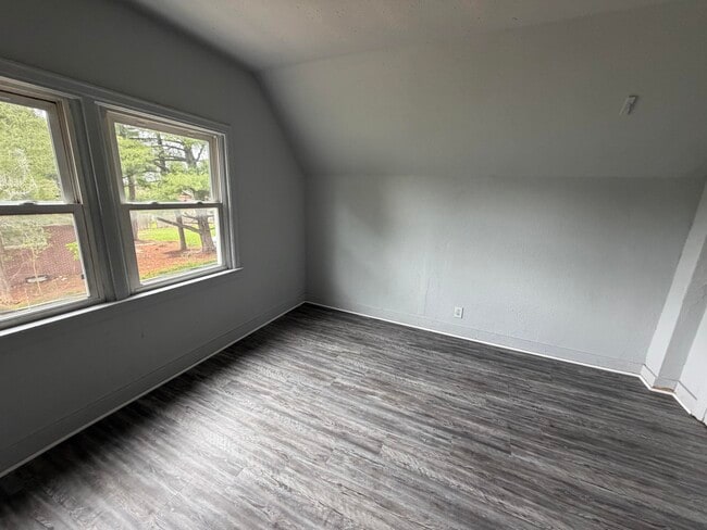 Building Photo - 1221 Williams-E