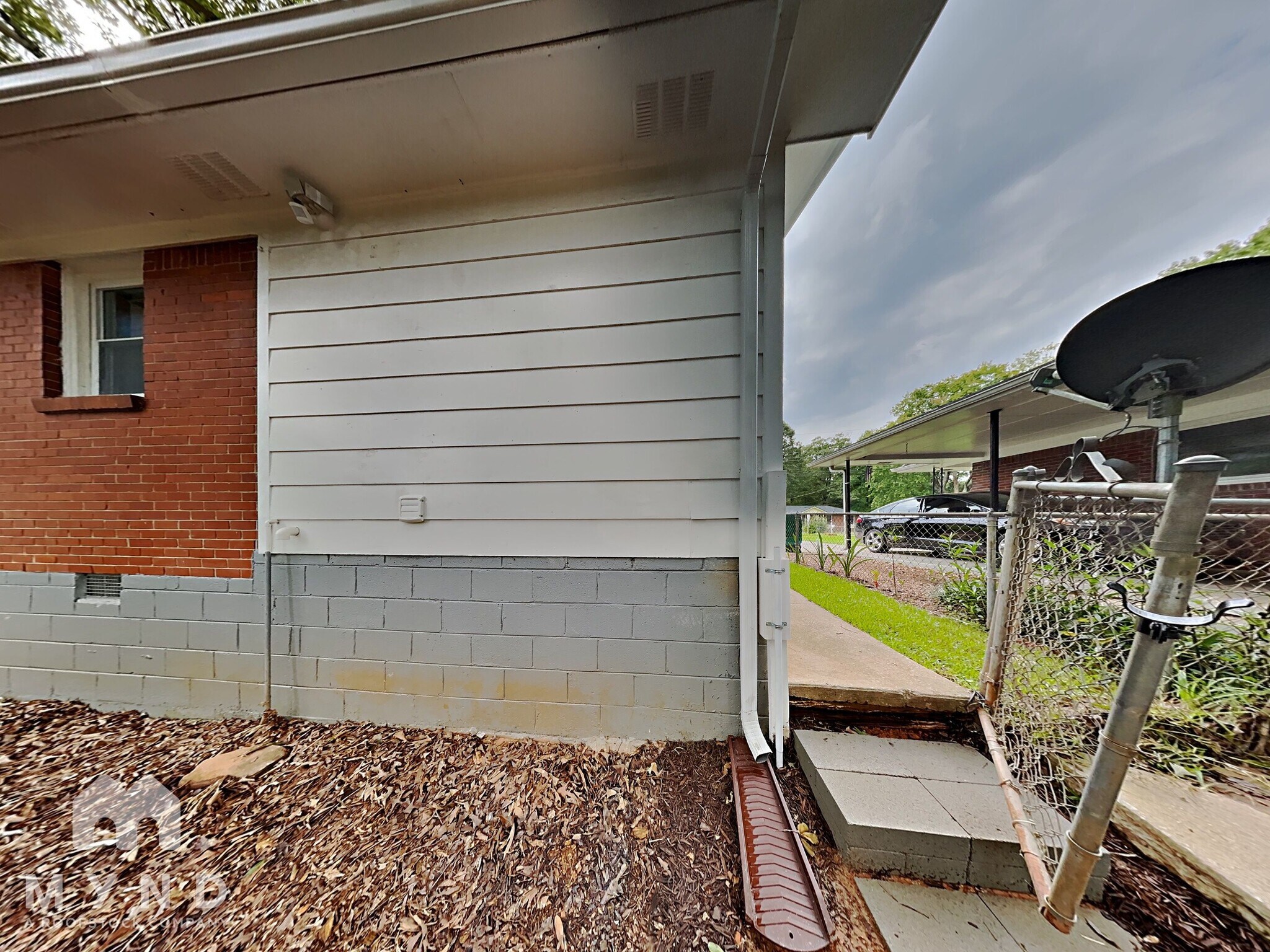 Building Photo - 1590 Bagpipe Pl