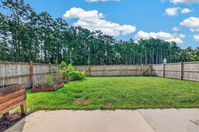 Building Photo - 123 Sweet Cherry Ln