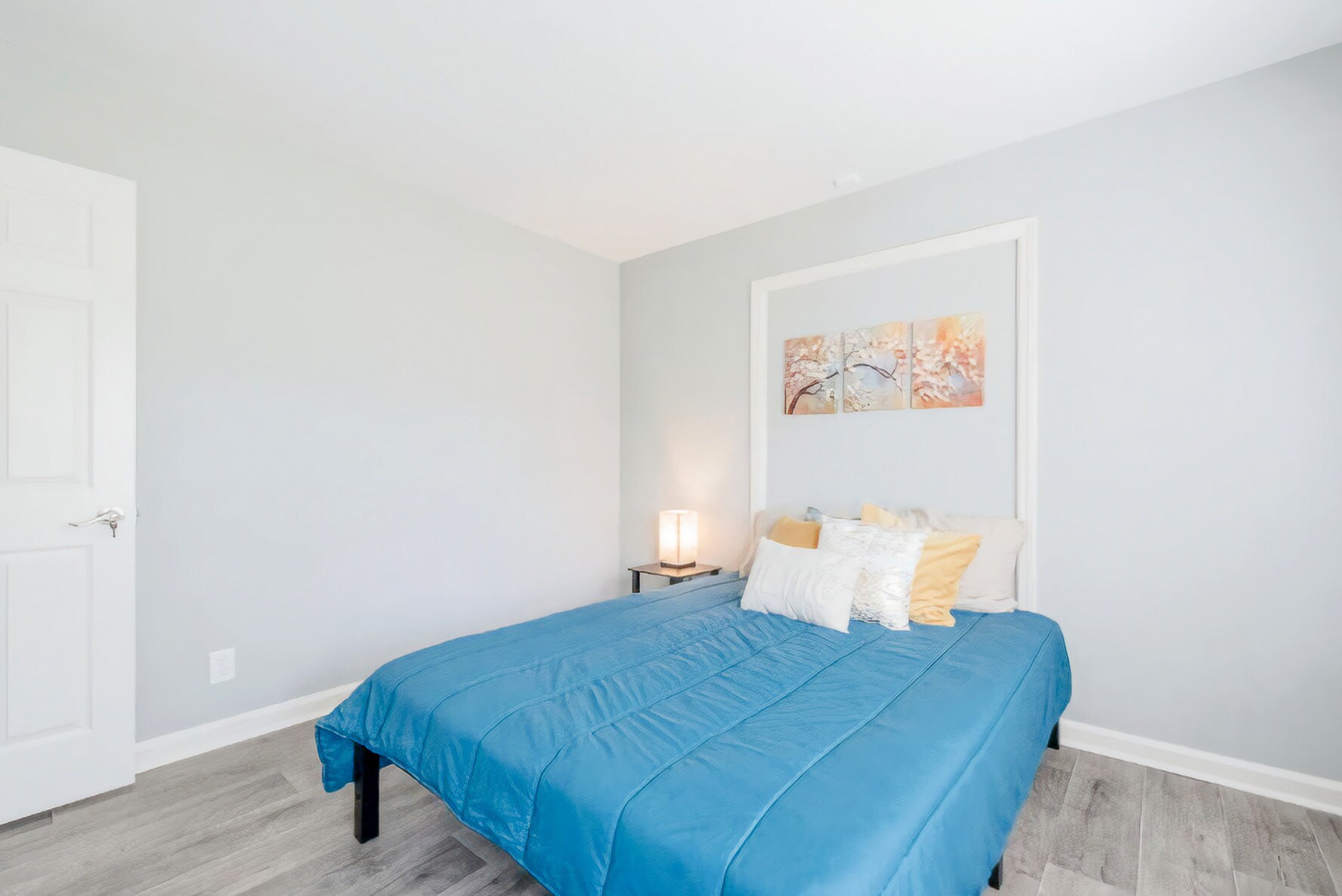 Building Photo - 2684 Loghaven Dr NW