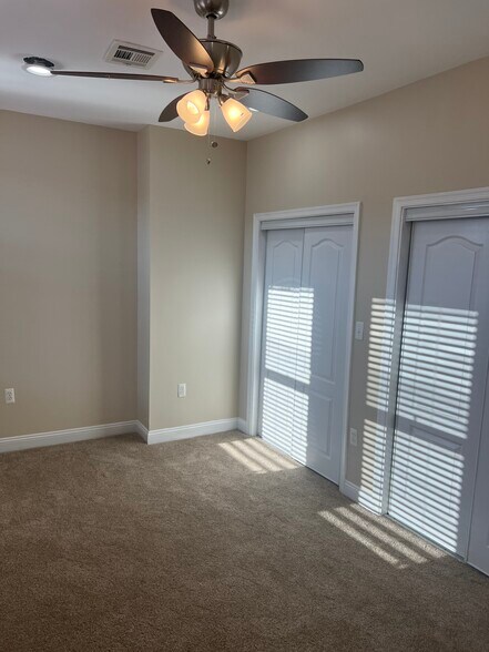 Building Photo - 1823 Madison Ave