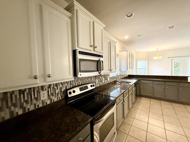Building Photo - 3821 Branford Ct