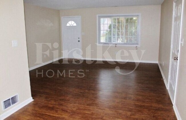 Building Photo - 8320 Stacy Lynn Ct
