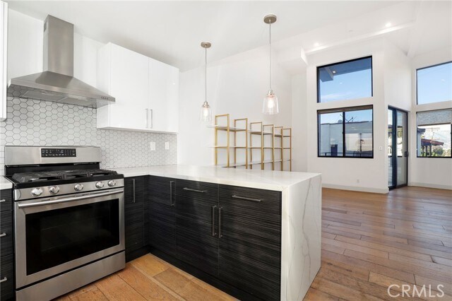 Building Photo - 2400 Glendale Ct