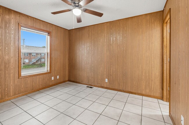 Building Photo - 111 Commercial