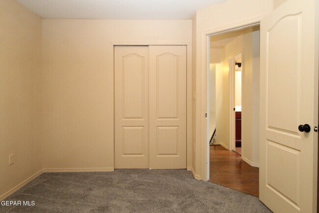 Building Photo - 2210 Hannah Leigh St