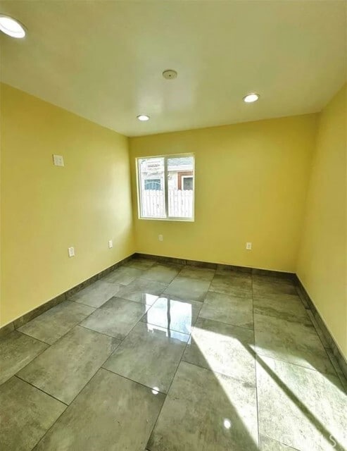 Building Photo - 3538 W 108th St