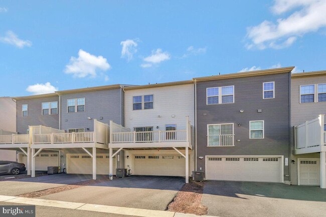 Building Photo - 14934 Ring House Rd