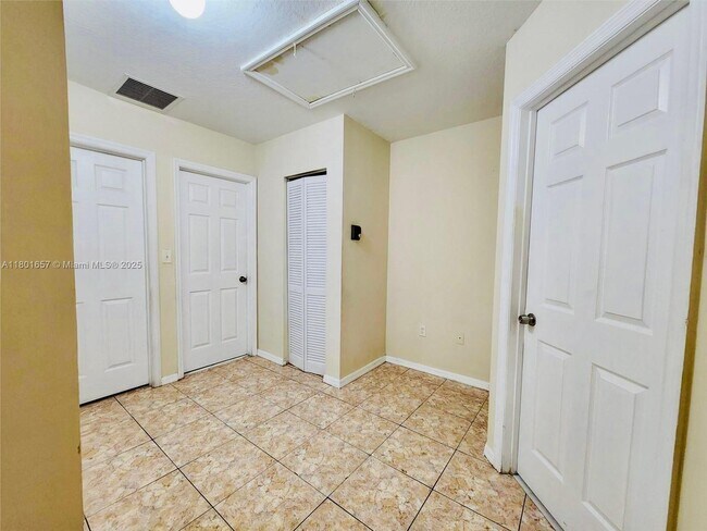 Building Photo - 14116 SW 260th St