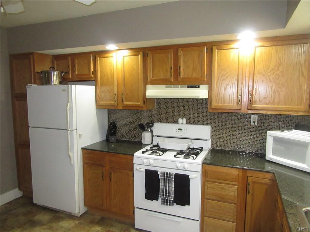 Building Photo - 420 Durston Ave