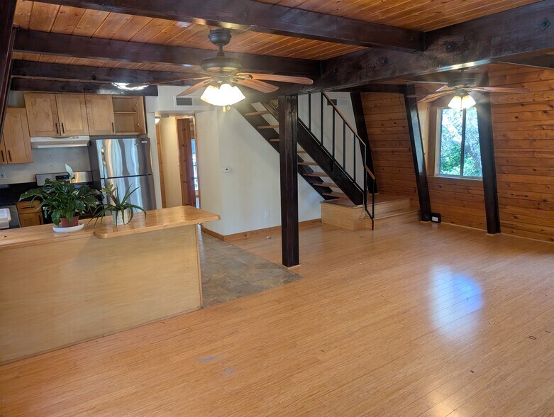 Building Photo - 21712 Canon Dr