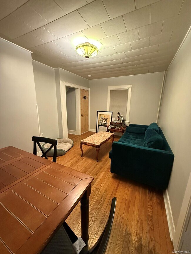 Building Photo - 22 W Church St